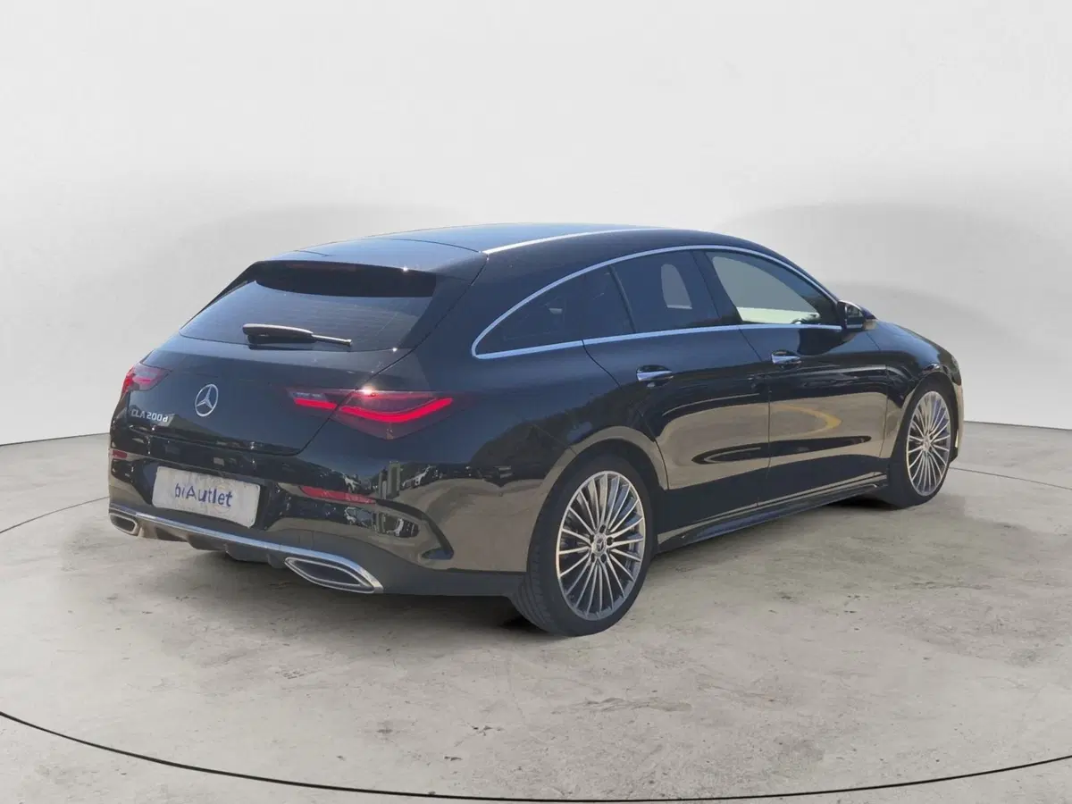 Mercedes-Benz CLA Shooting Brake usata  (4)