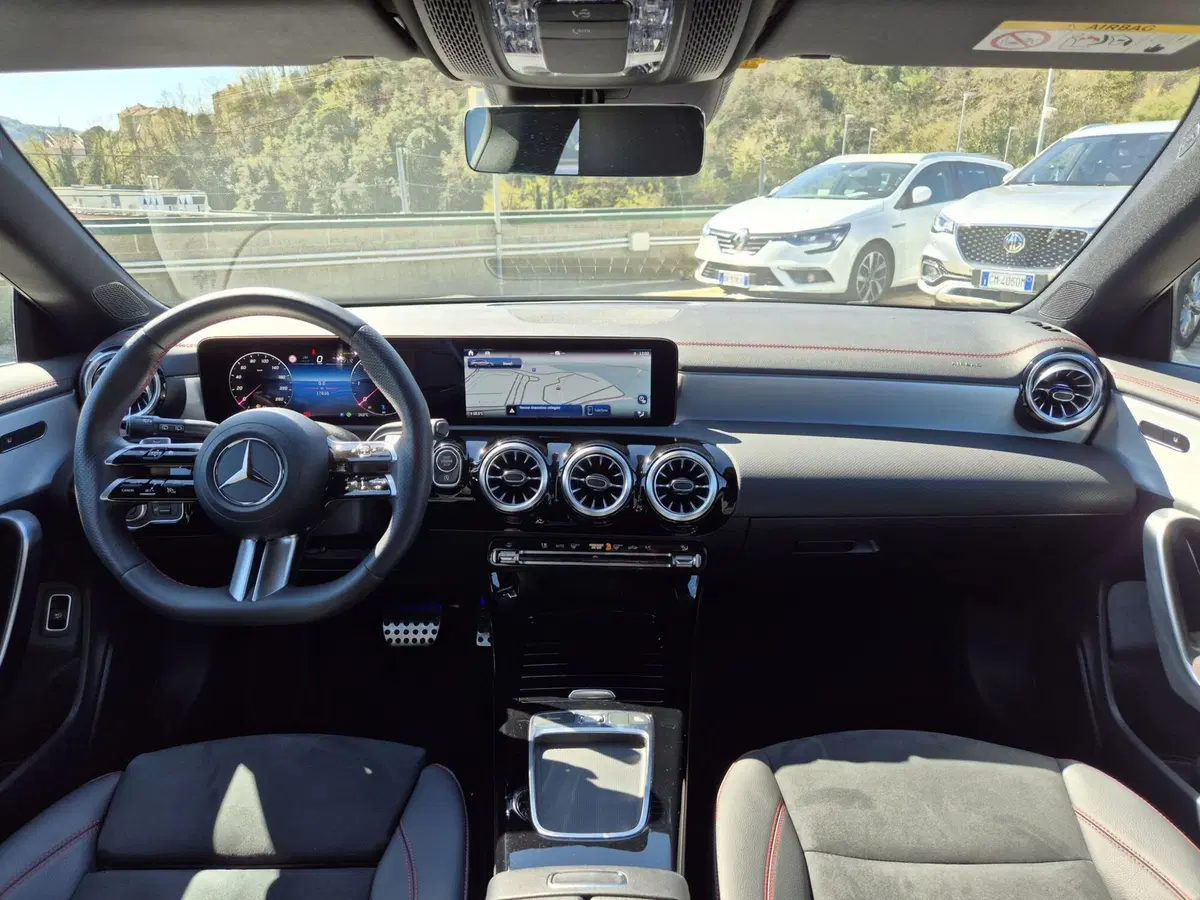 Mercedes-Benz CLA Shooting Brake usata  (8)