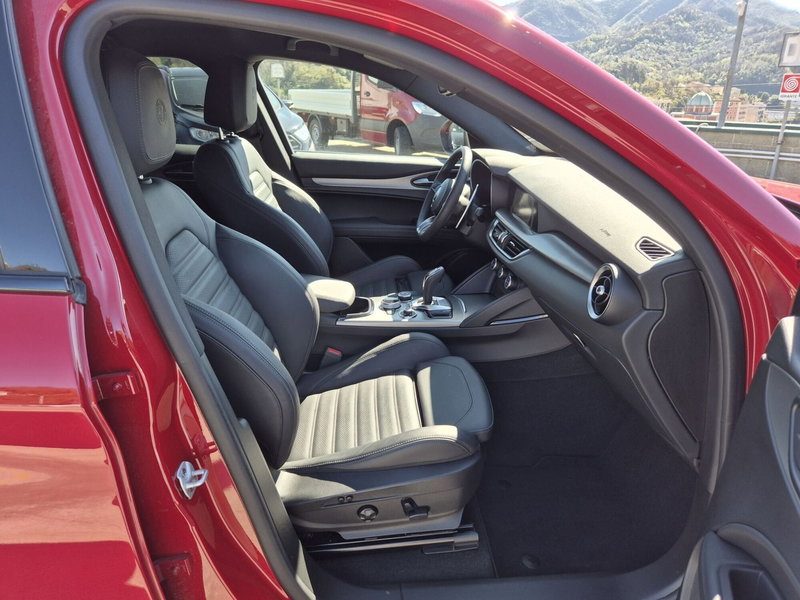 Alfa Romeo Stelvio usata  (9)