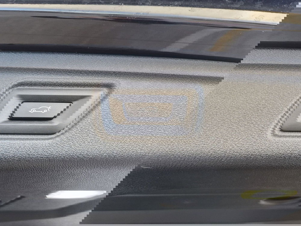 BMW Serie 3 Touring usata  (17)