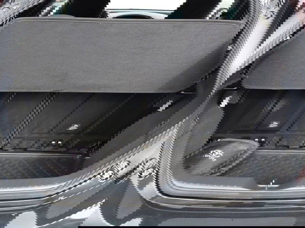 Toyota Aygo X usata a Cagliari (9)