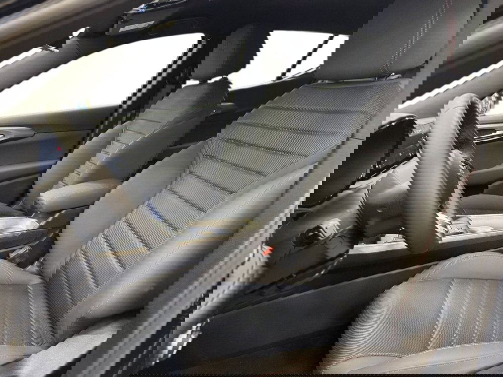 Alfa Romeo Tonale nuova a Pistoia (12)