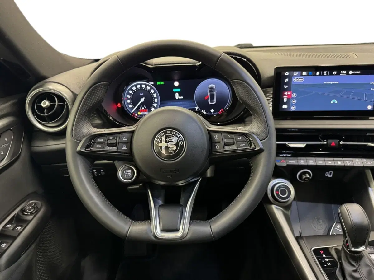 Alfa Romeo Tonale nuova a Pistoia (14)