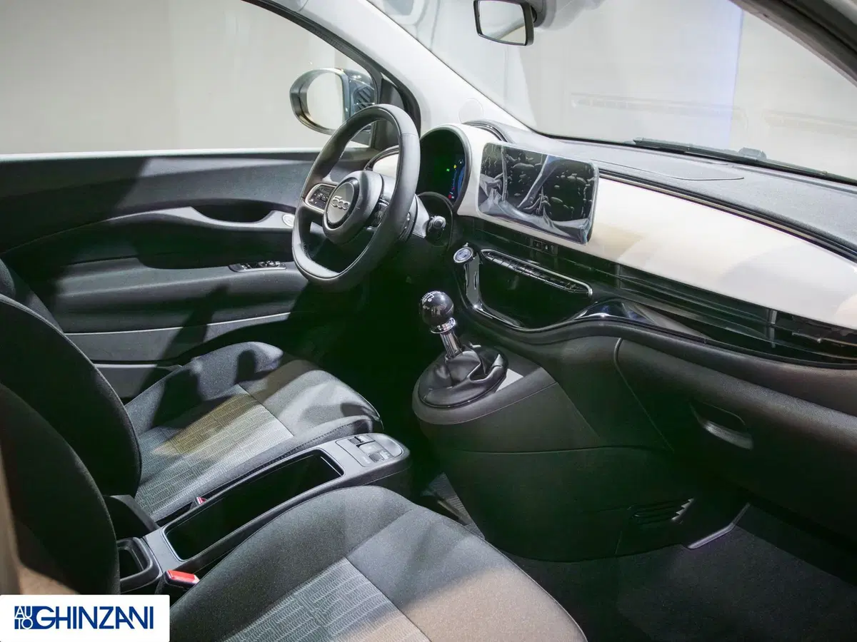 Fiat 500 nuova a Bergamo (11)