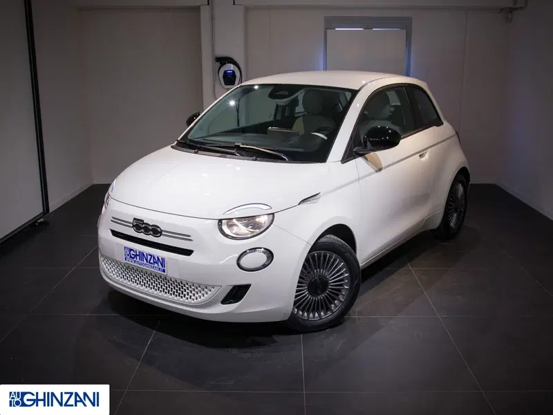 Fiat 500 nuova a Bergamo (3)