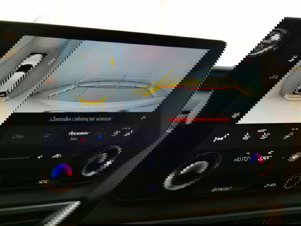 Lexus RX usata a Chieti (12)