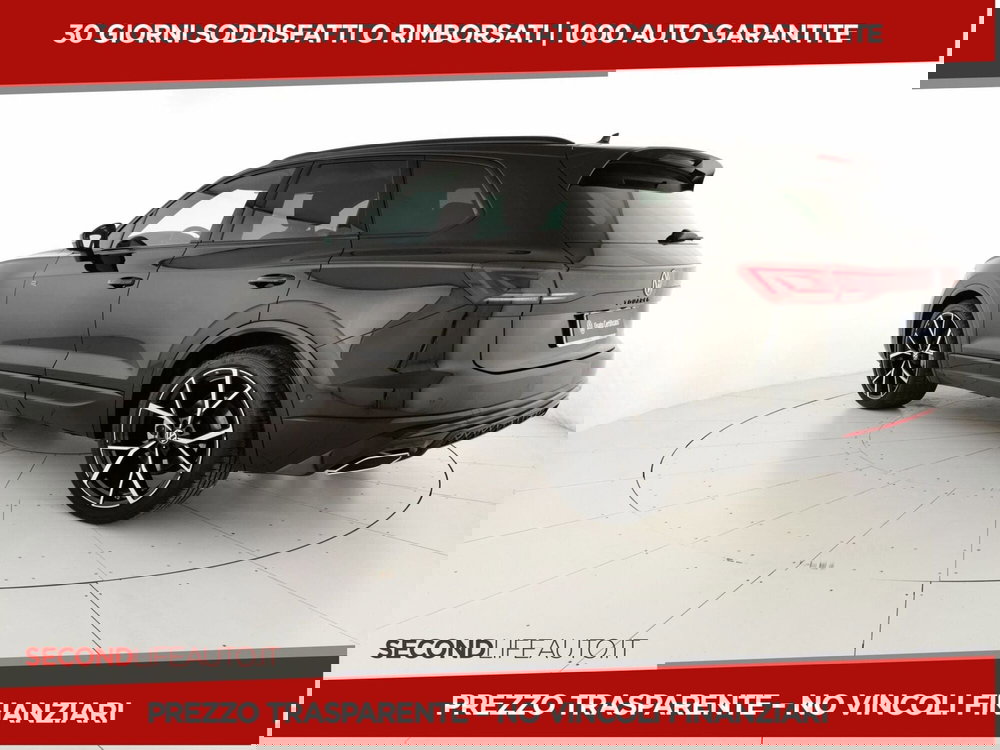 Volkswagen Touareg nuova a Chieti (2)