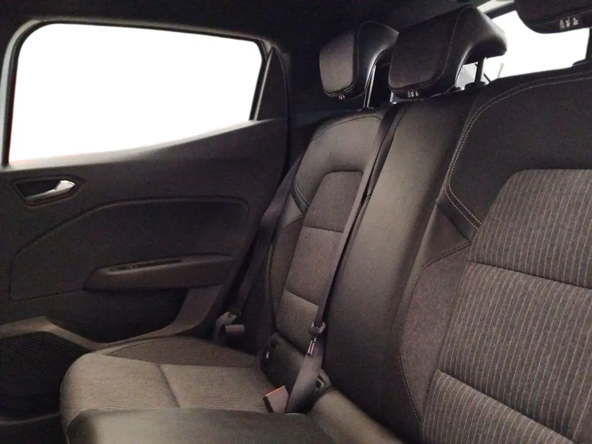 Renault Clio usata a Roma (10)