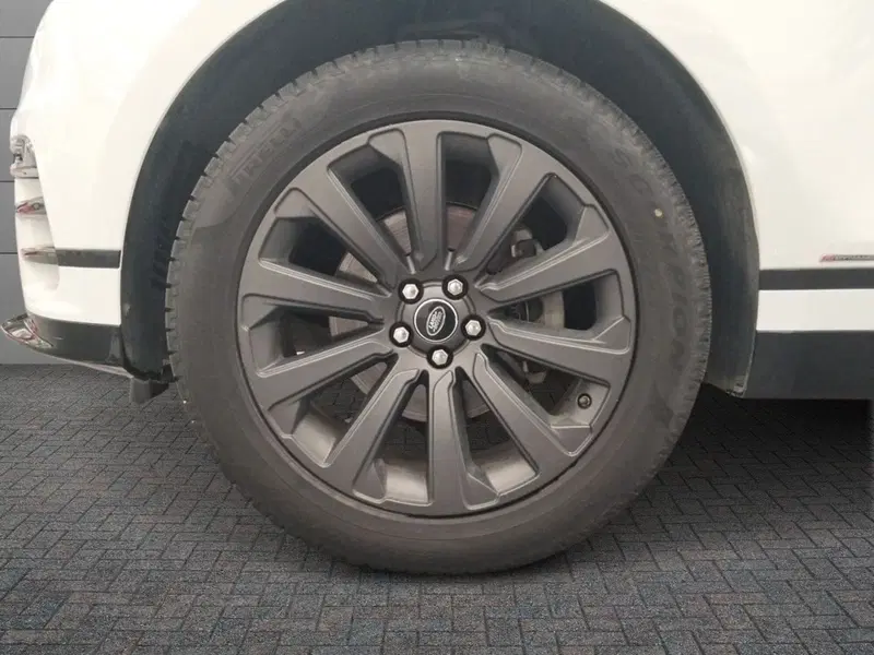 Land Rover Range Rover Velar usata a Roma (13)
