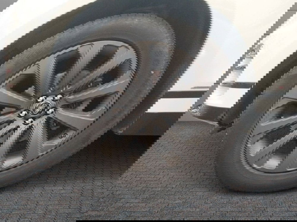 Land Rover Range Rover Velar usata a Roma (13)