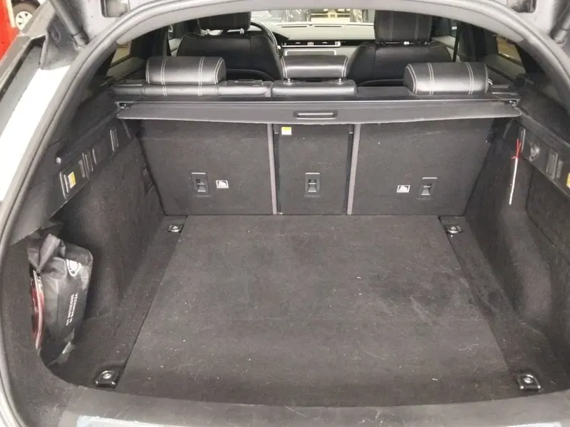 Land Rover Range Rover Velar usata a Roma (5)
