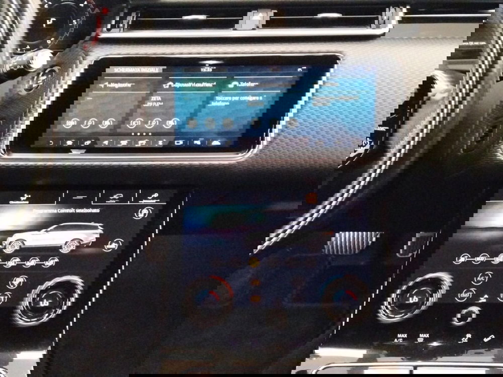 Land Rover Range Rover Velar usata a Roma (9)