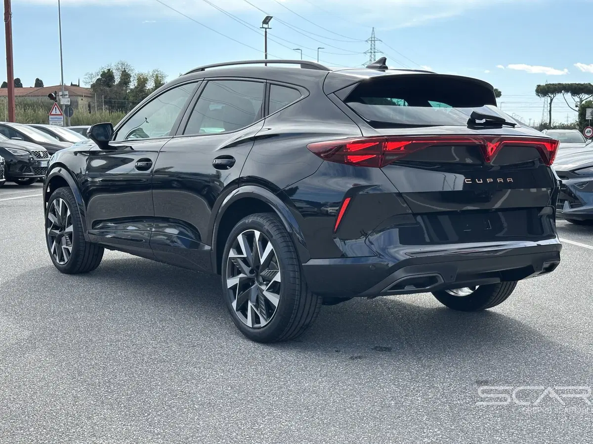 Cupra Formentor nuova a Livorno (7)