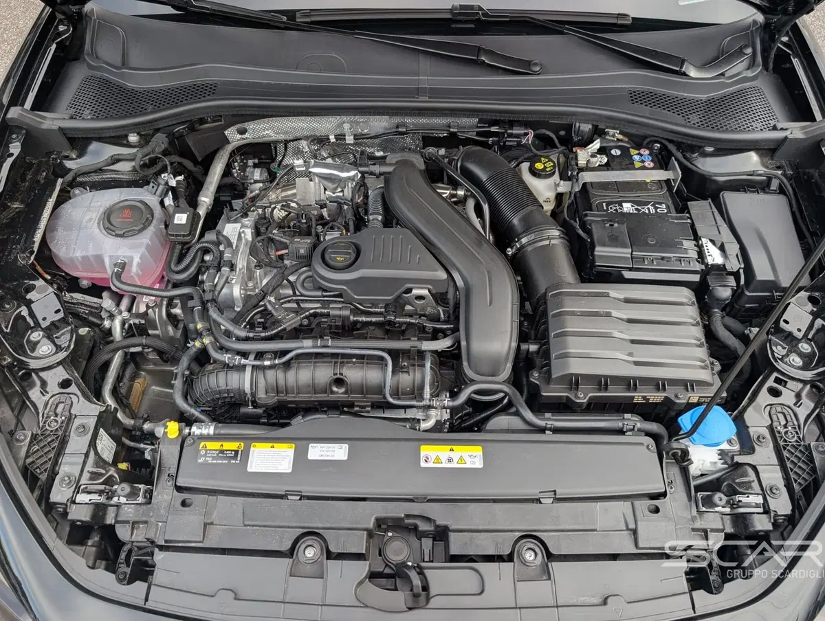Cupra Leon Station Wagon nuova a Livorno (13)