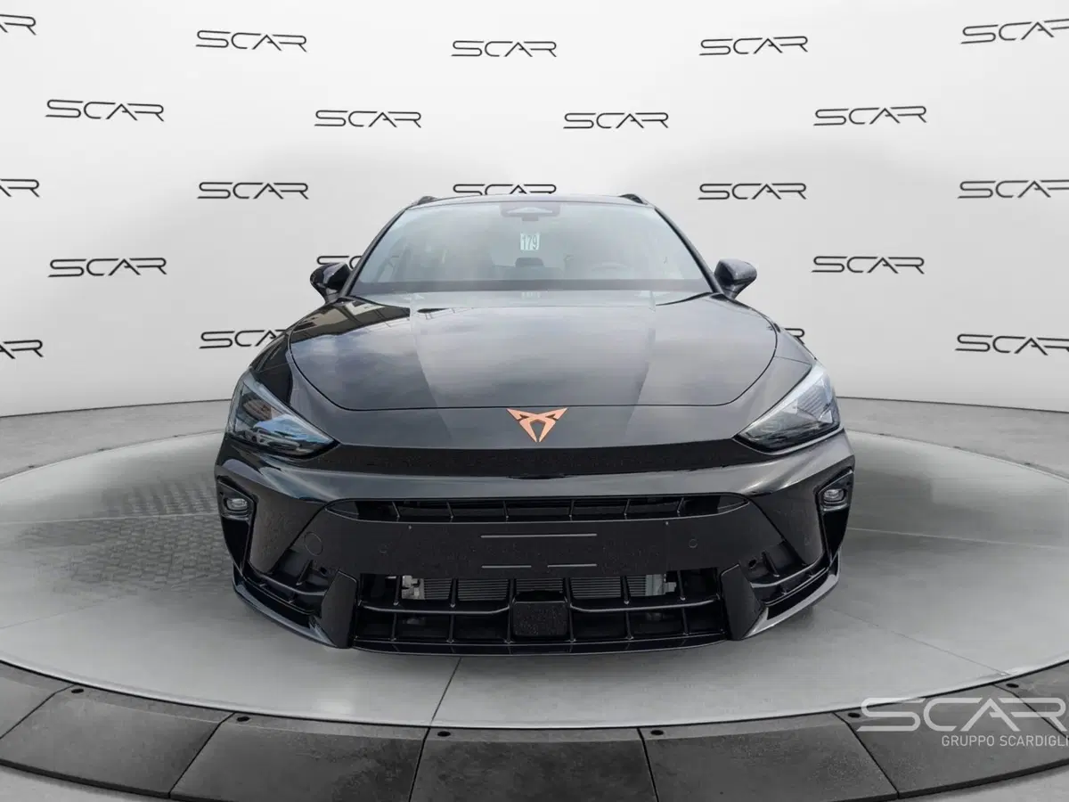 Cupra Leon Station Wagon nuova a Livorno (2)