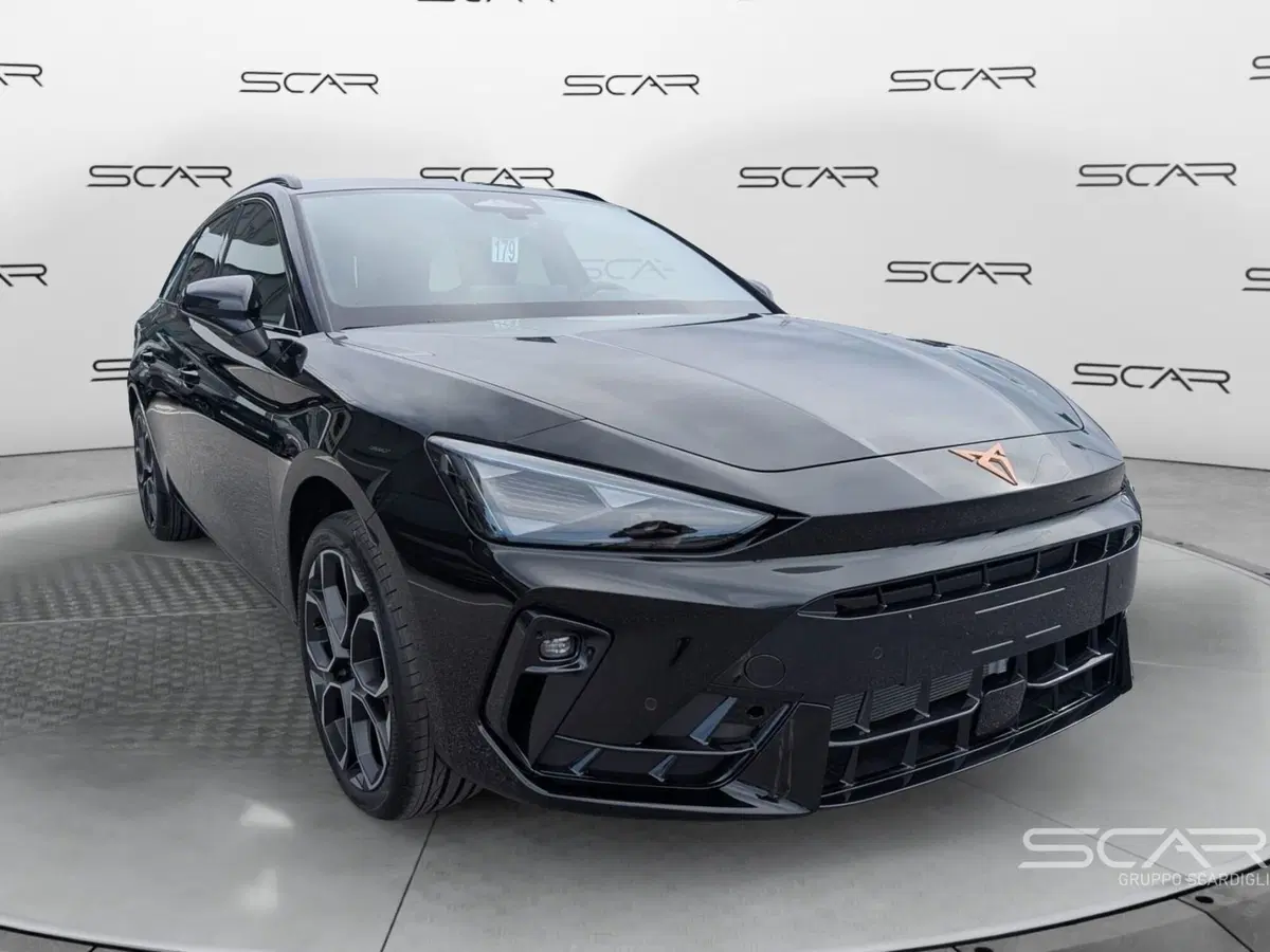 Cupra Leon Station Wagon nuova a Livorno (3)