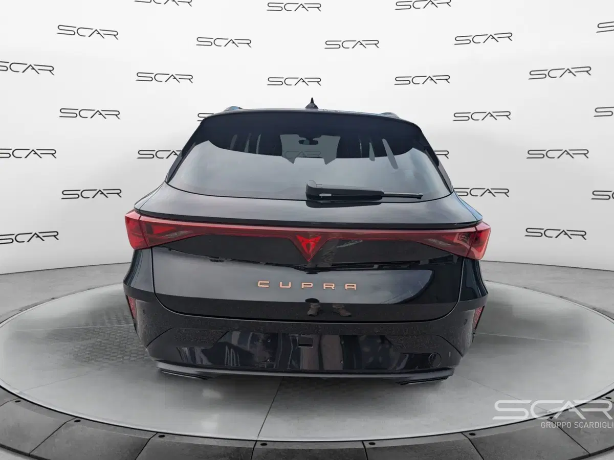 Cupra Leon Station Wagon nuova a Livorno (6)