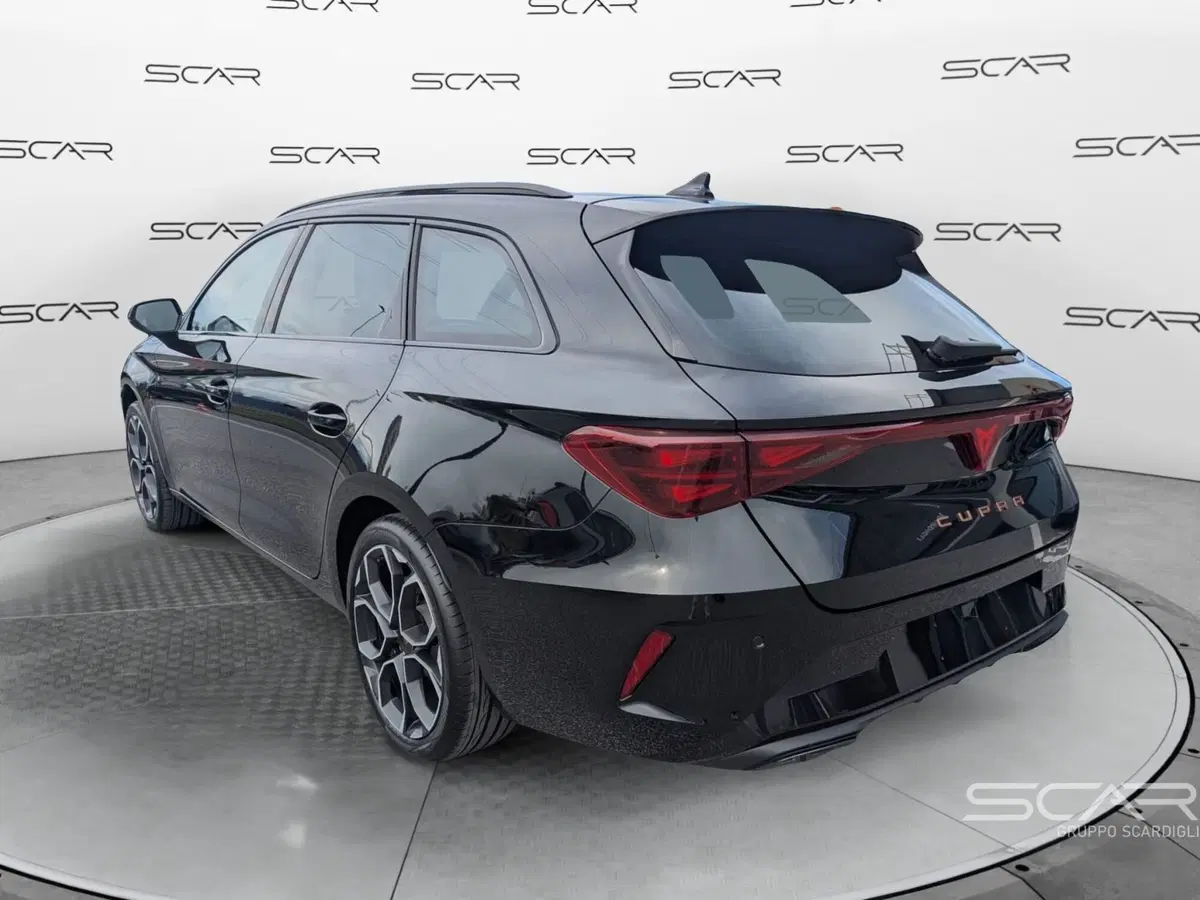 Cupra Leon Station Wagon nuova a Livorno (7)