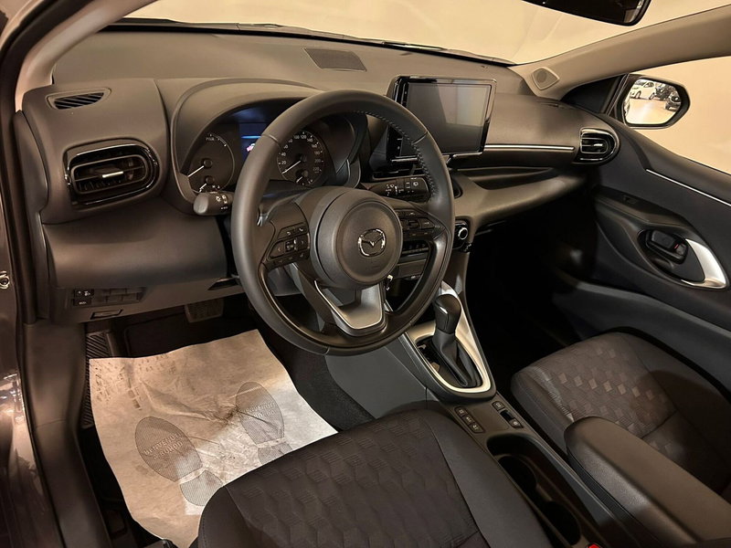 Mazda Mazda2 Hybrid nuova a Pavia (7)