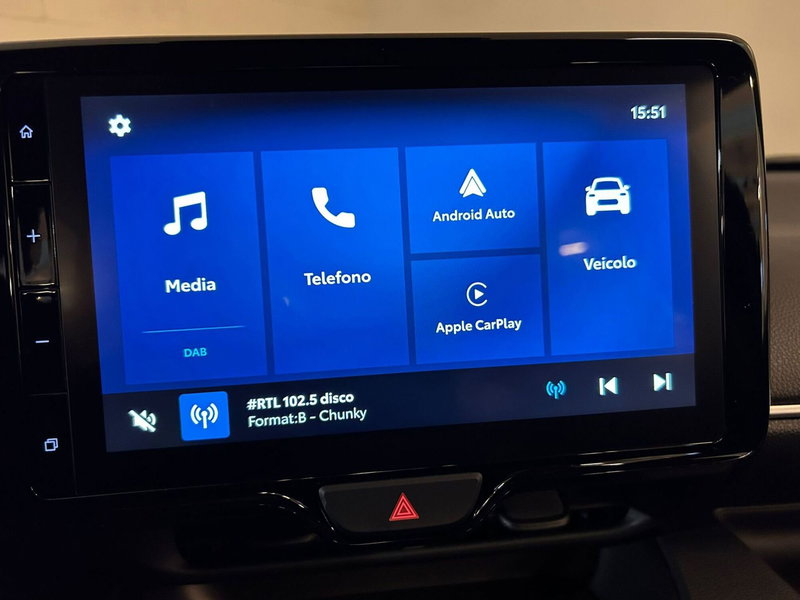 Mazda Mazda2 Hybrid nuova a Pavia (8)