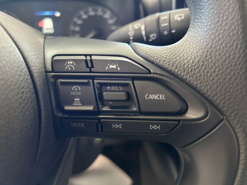 Mazda Mazda2 Hybrid nuova a Pavia (8)