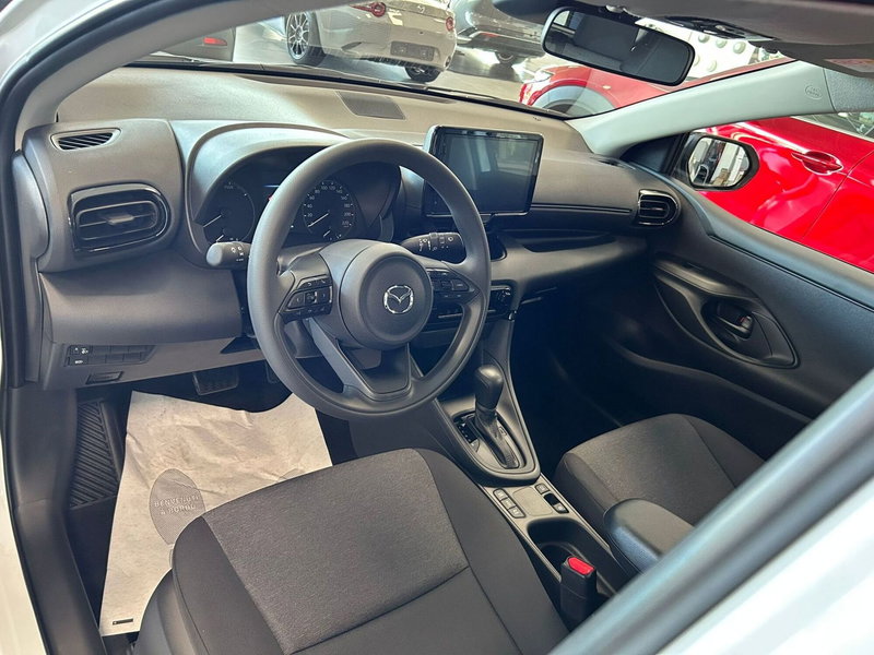 Mazda Mazda2 Hybrid nuova a Pavia (9)