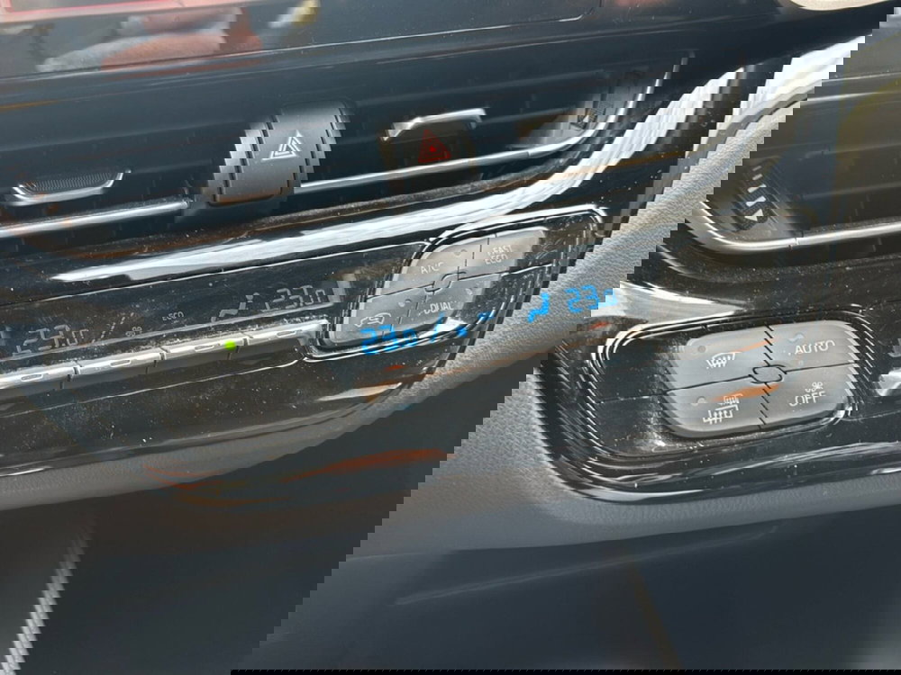 Toyota Toyota C-HR usata a Bologna (13)