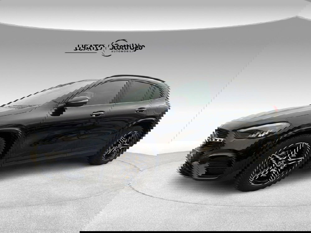 Mercedes-Benz GLA SUV usata a Siena