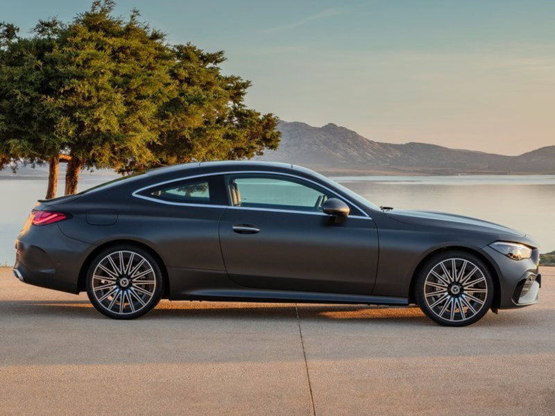 Mercedes-Benz CLE Coupé nuova a Siena (4)