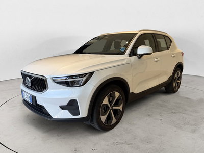 Volvo XC40 B3 automatico Core del 2025 usata a Parma