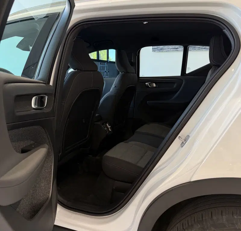 Volvo XC40 usata a Parma (6)
