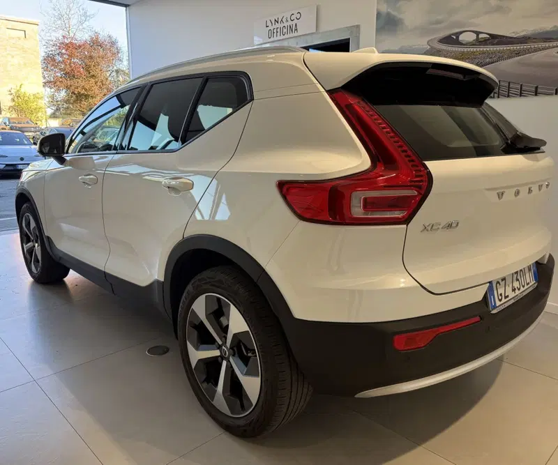Volvo XC40 usata a Parma (8)