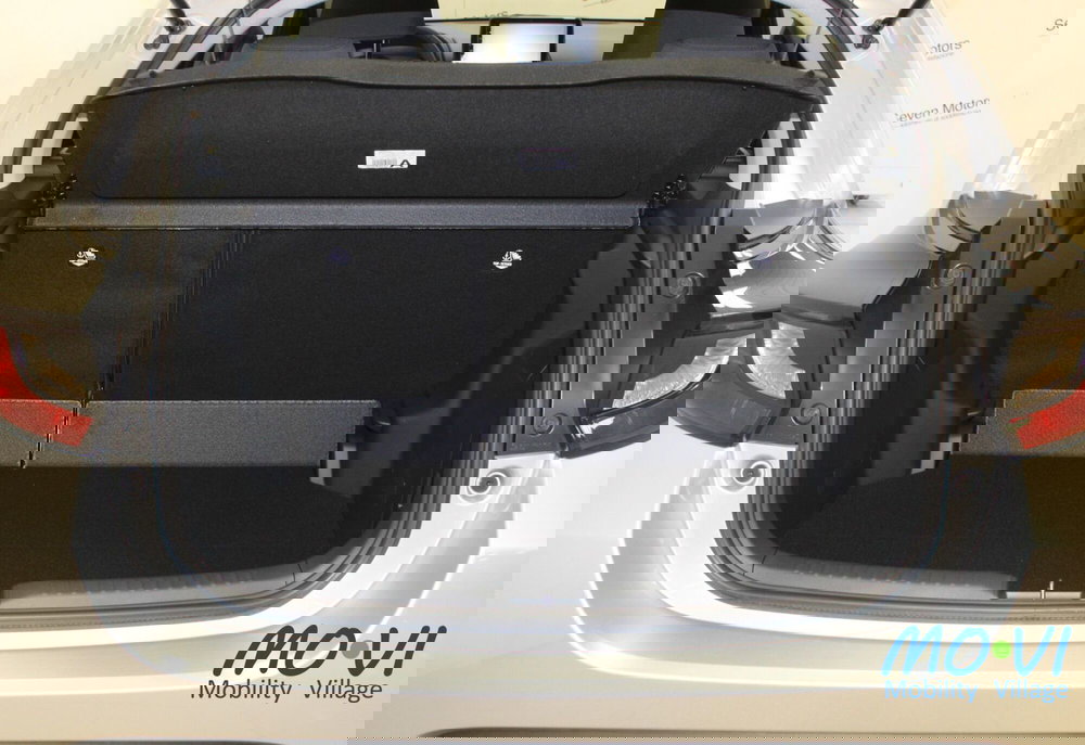 Mazda Mazda2 Hybrid nuova a Torino (12)