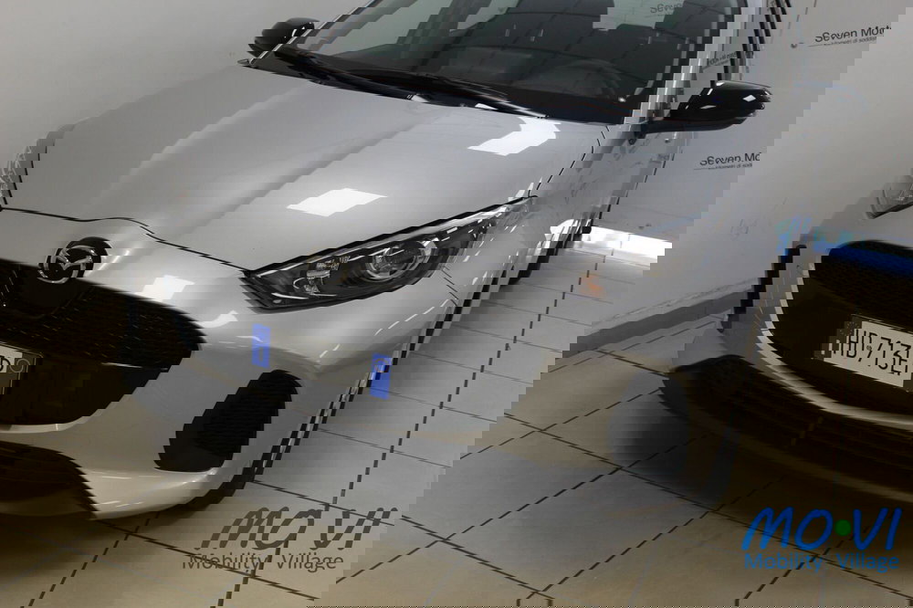 Mazda Mazda2 Hybrid nuova a Torino (4)