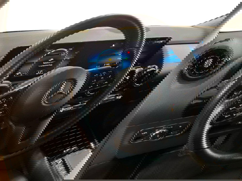 Mercedes-Benz GLA SUV usata a Bari (10)