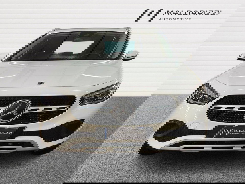 Mercedes-Benz GLA SUV usata a Bari (2)