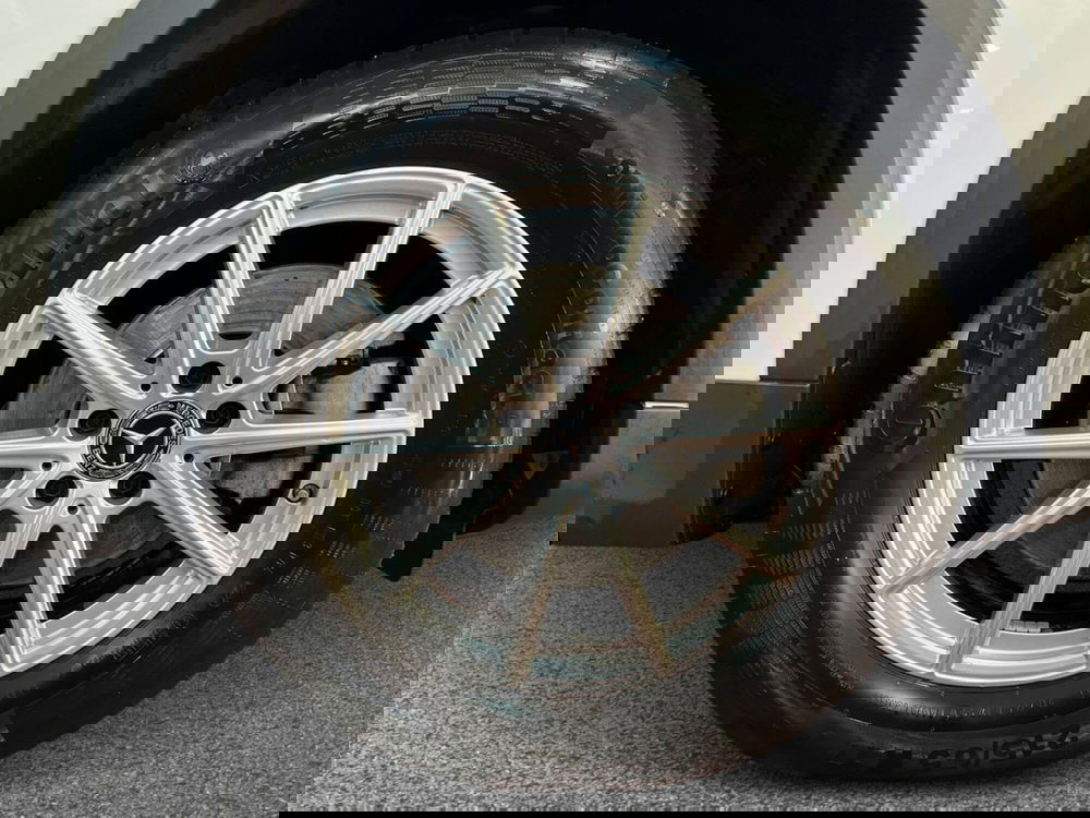 Mercedes-Benz GLA SUV usata a Bari (6)