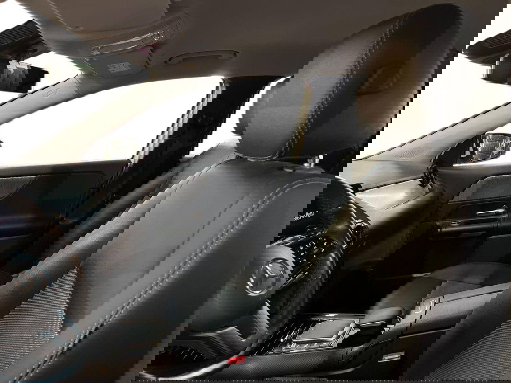 Mercedes-Benz GLA SUV usata a Bari (7)