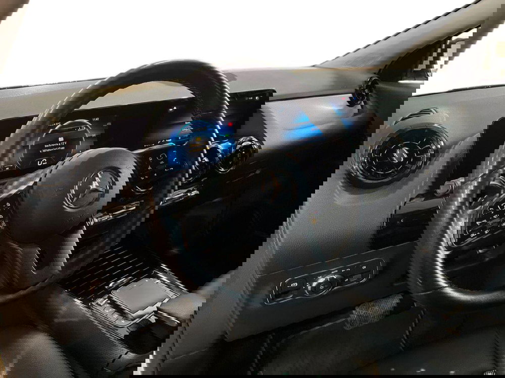 Mercedes-Benz GLA SUV usata a Bari (8)