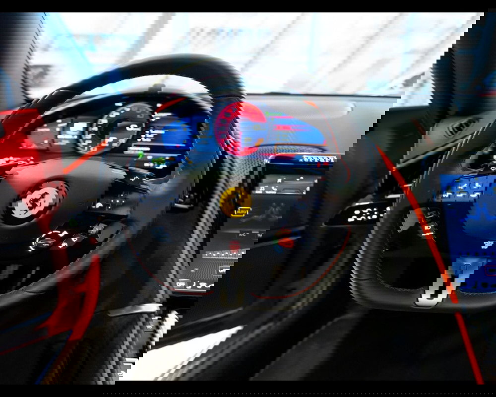 Ferrari Roma Spider usata a Padova (16)