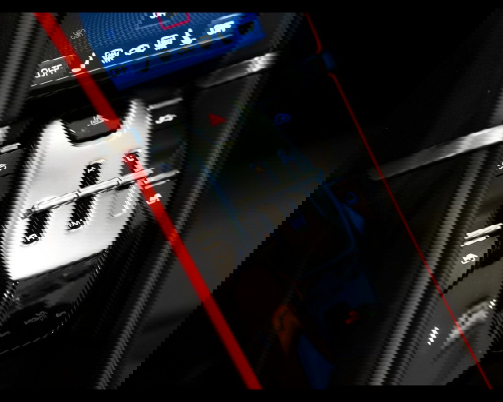 Ferrari Roma Spider usata a Padova (19)