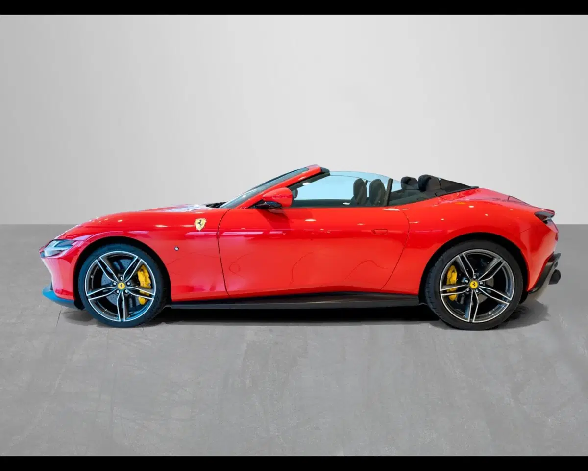 Ferrari Roma Spider usata a Padova (3)