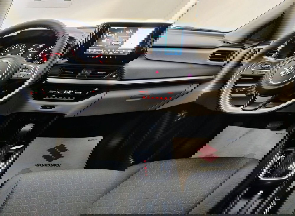 Suzuki Swift nuova a Rovigo (6)