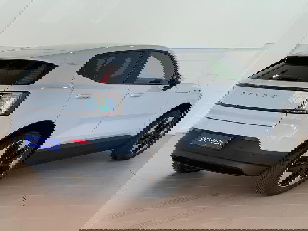 Volvo EX30 nuova a Como (7)