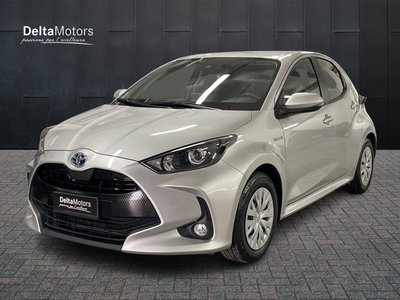 Toyota Yaris 1.5 Hybrid 5 porte Energy del 2021 usata a Ancona
