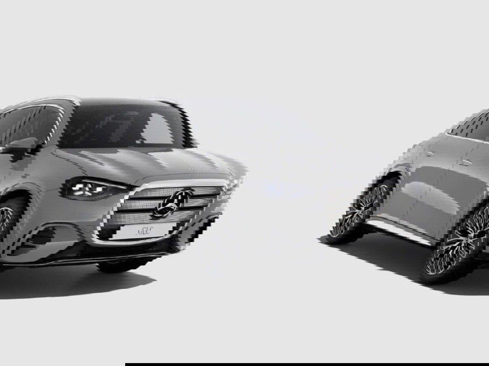 Mercedes-Benz GLC nuova a Ancona (7)