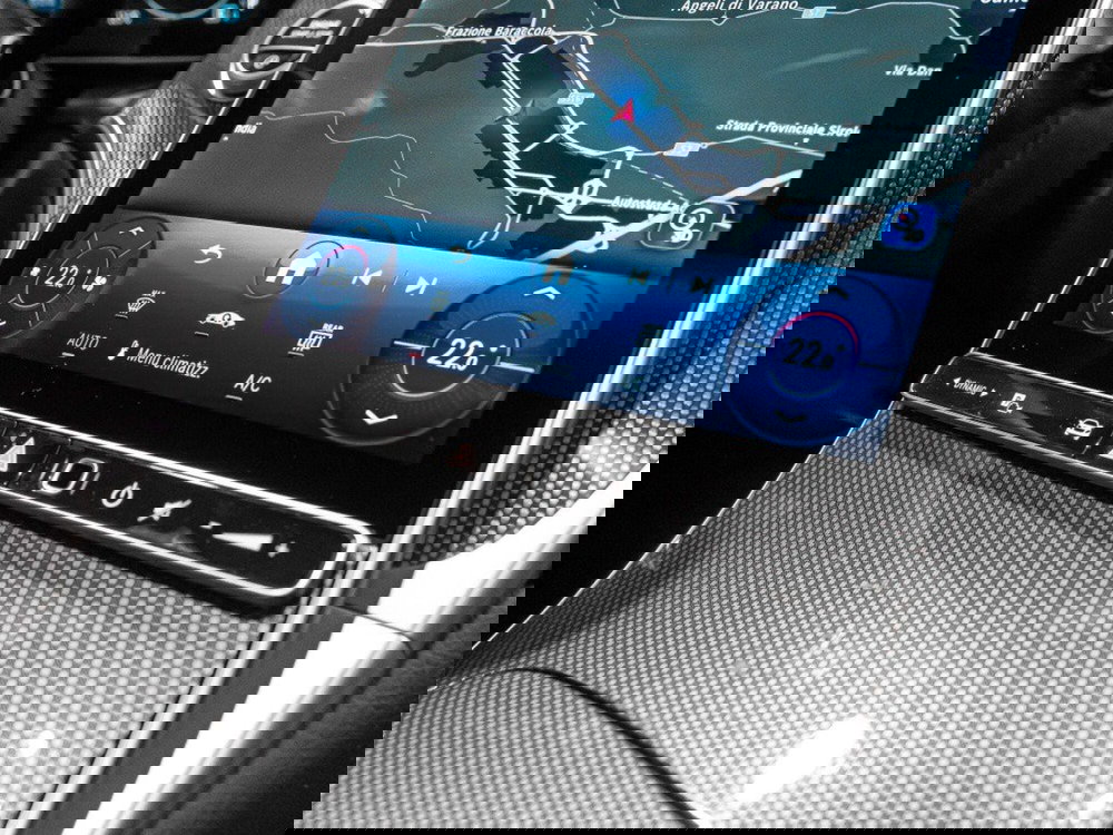 Mercedes-Benz GLC SUV nuova a Ancona (20)