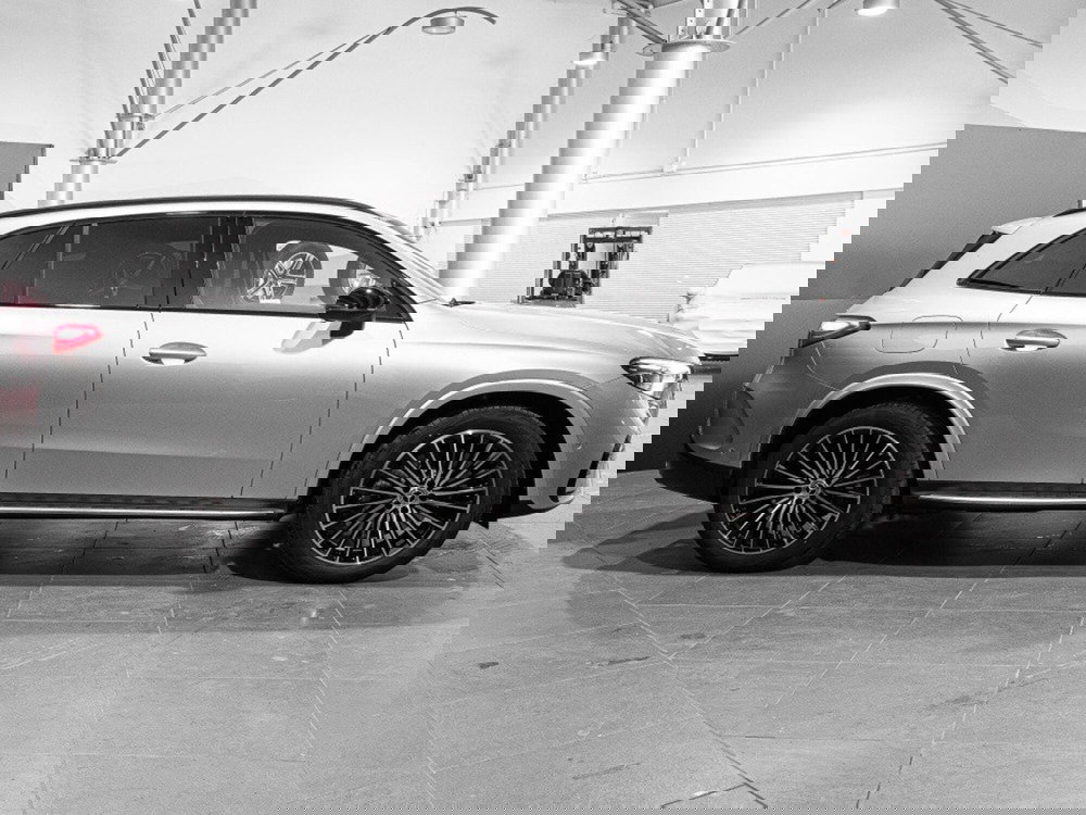 Mercedes-Benz GLC SUV nuova a Ancona (4)