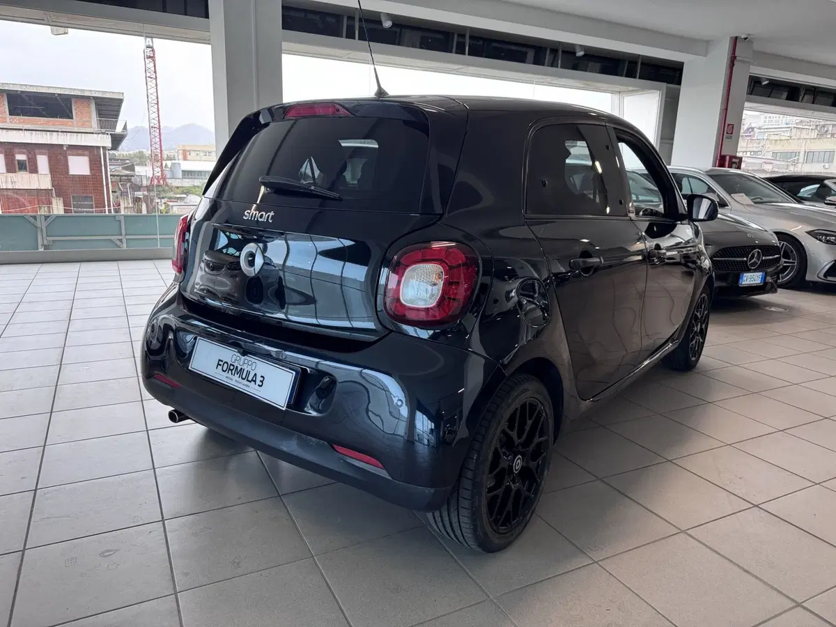 smart forfour usata a Messina (3)