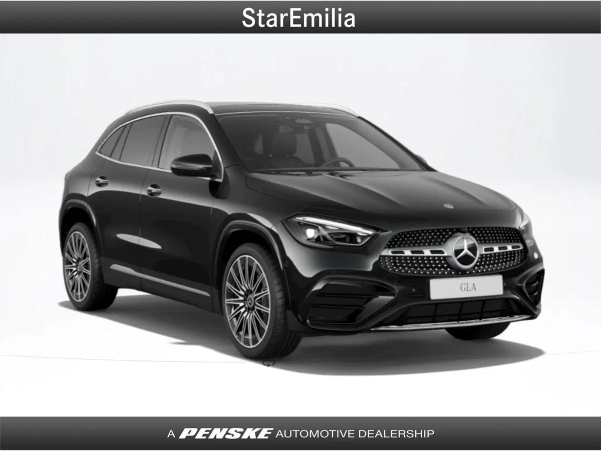 Mercedes-Benz GLA SUV nuova a Bologna